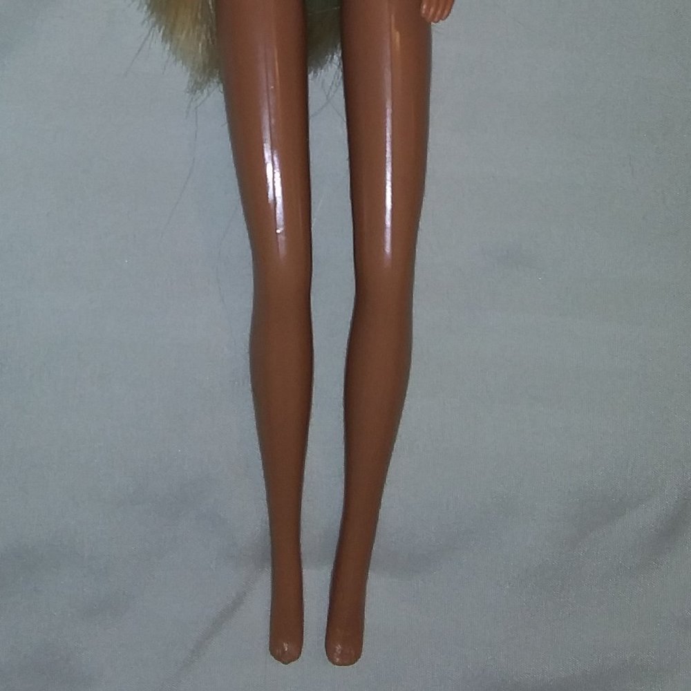 Vintage 1997 Blonde Pearl Beach Barbie Doll - Picture 4 of 5